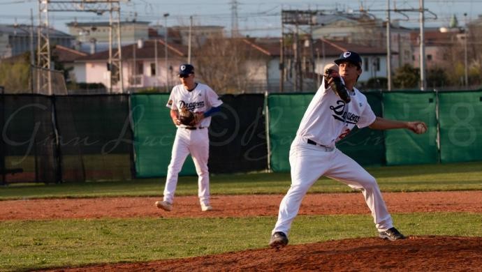 Baseball: Dragons battuti sul difficile campo di Pianoro