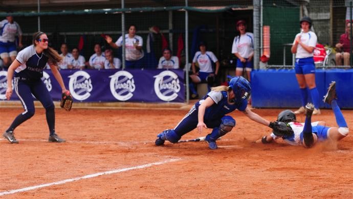 Le Thunders iniziano con una doppietta, stop per i Dragons